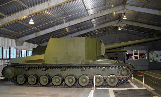 su100y歼击车性能介绍（su100y的起源发展）