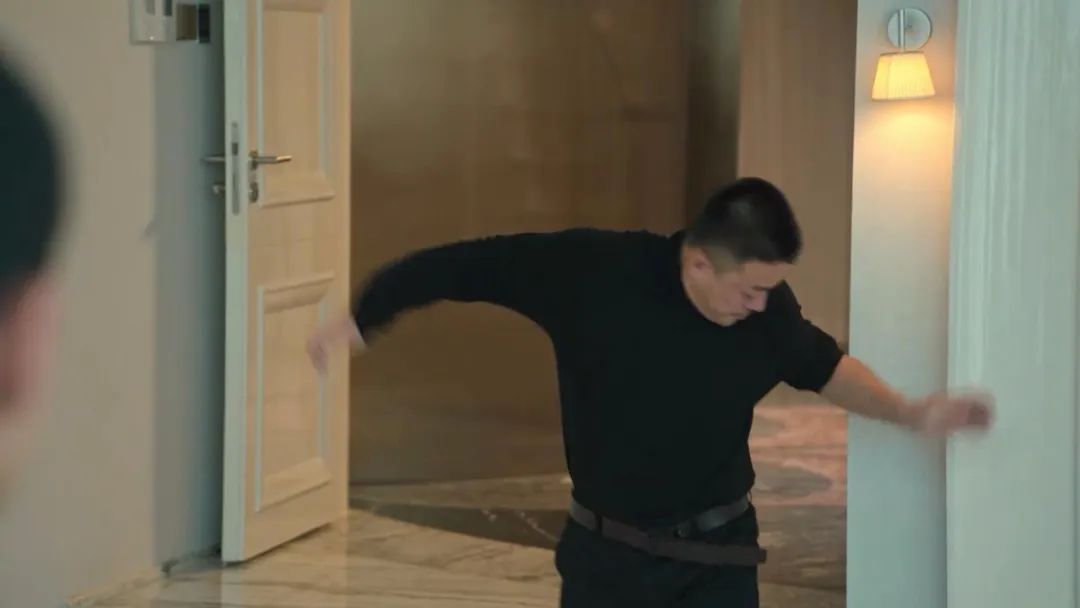 刀哥是什么梗（狂飙里的唐小龙为什么叫刀哥而不叫龙哥）